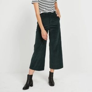 Corduroy Cropped Wide Leg Pant in Dark Green